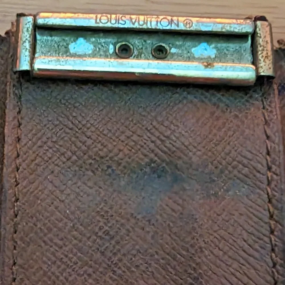 Louis Vuitton Monogram Key Holder/Wallet #1577💥PRICE DROP💥